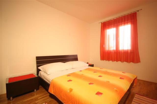 Apartments Beverly Omiš Dış mekan fotoğraf