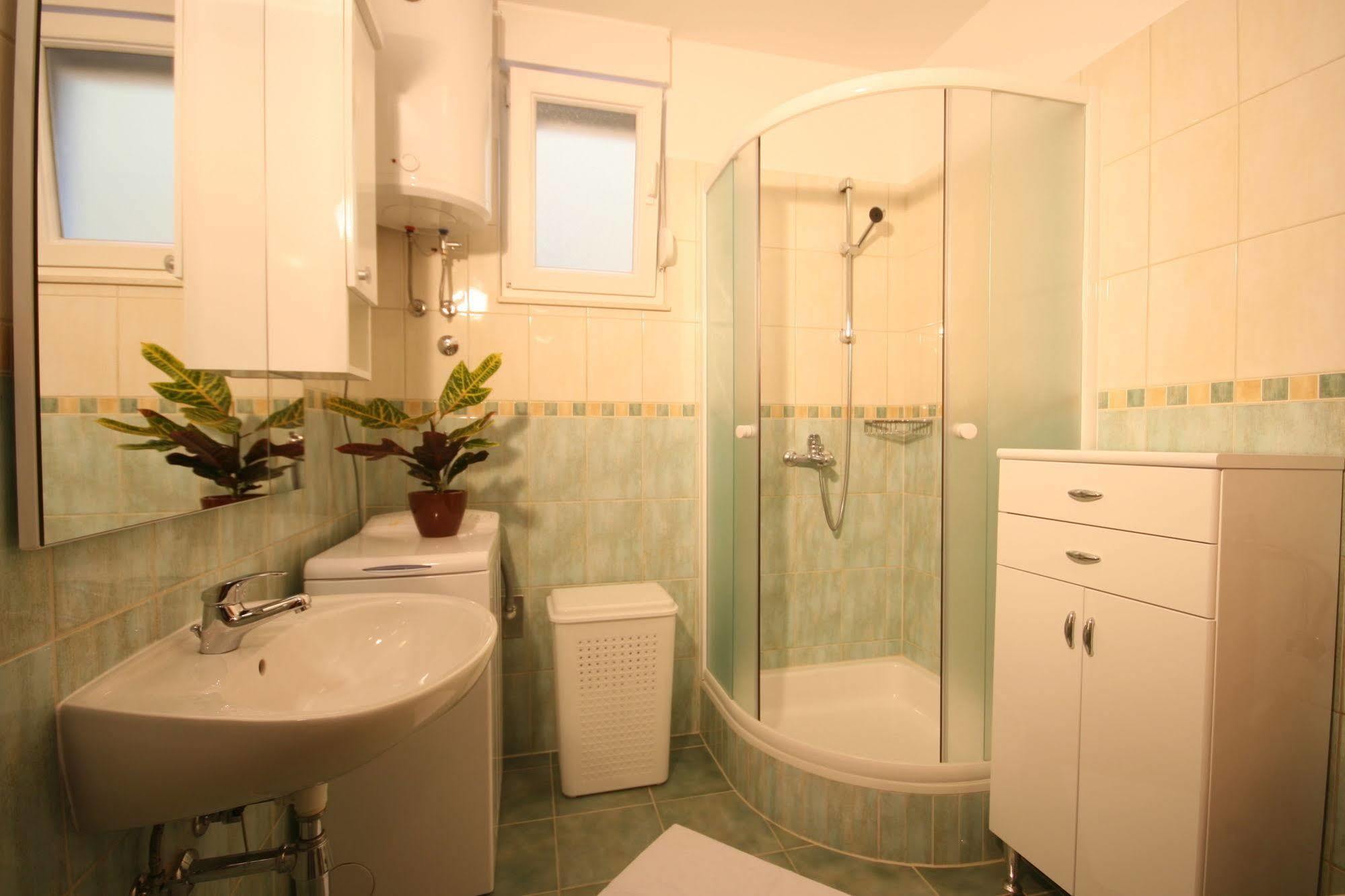 Apartments Beverly Omiš Dış mekan fotoğraf