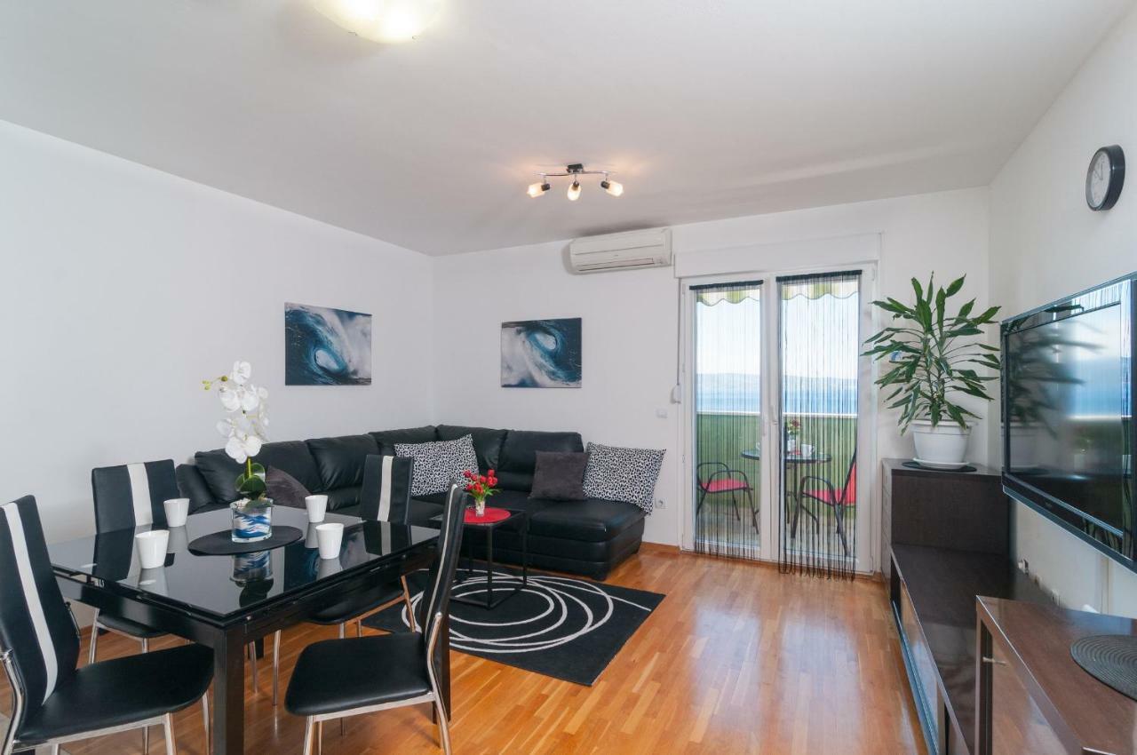 Apartments Beverly Omiš Dış mekan fotoğraf